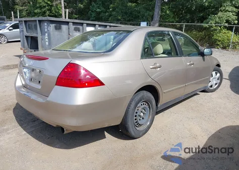 2007 Honda Accord 2.4 Lx z USA, uszkodzony, nr VIN JHMCM56457C019336